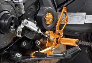 DUCATI DIAVEL 1260 REAR SETS  / Fussrastenanlage