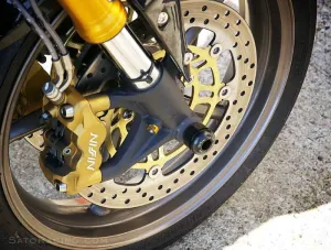FRONT AXLE SLIDERS