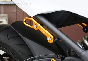 RACING HOOKS