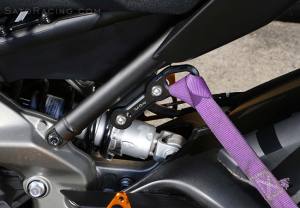 RACING HOOKS