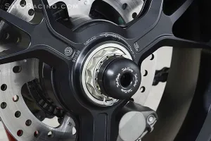 REAR AXLE SLIDERS Type 1 Ducati Diavel 11-16