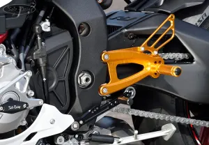 REAR SETS 2015-17 R1