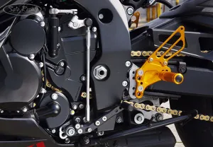 REAR SETS
