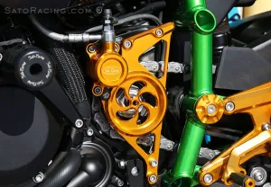 SHIFT SPINDLE HOLDER Kawasaki H2