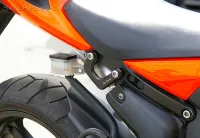These sleek billet aluminum Raci...